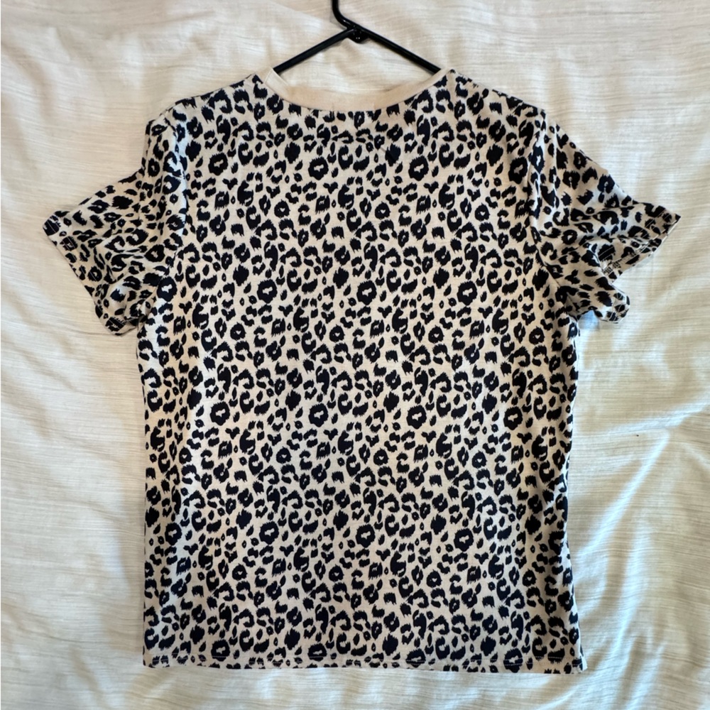 Cheetah print t-shirt size large